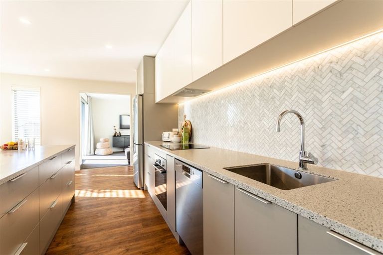 Photo of property in 49 Mount Linton Avenue, Wanaka, 9305