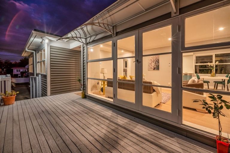 Photo of property in 145 Portage Road, New Lynn, Auckland, 0600