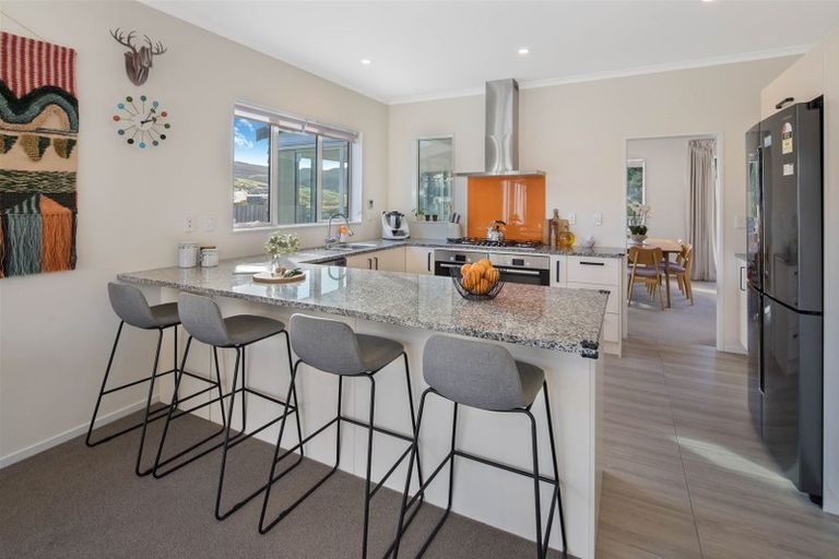 Photo of property in 3 Crompton Avenue, Churton Park, Wellington, 6037