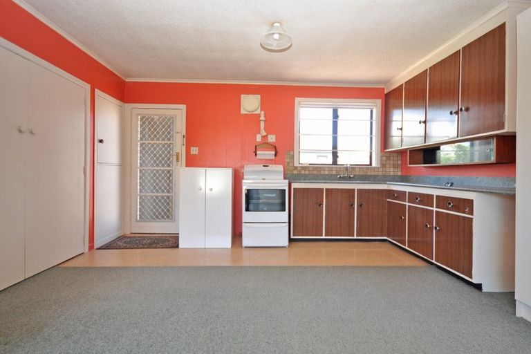 Photo of property in 1/22 Holland Road, Hillcrest, Auckland, 0627