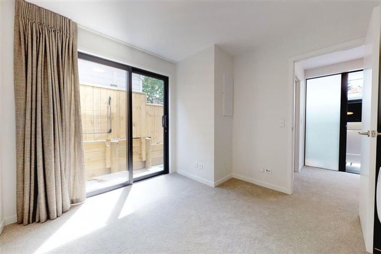 Photo of property in 17u3 Nairn Street, Mount Cook, Wellington, 6011