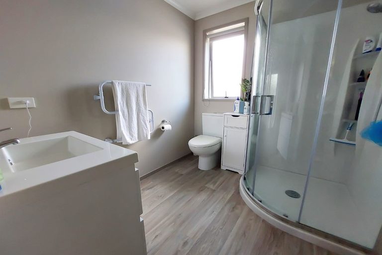 Photo of property in 3u4 Edgecumbe Street, Whitiora, Hamilton, 3200
