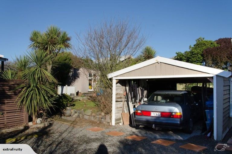 Photo of property in 17 Tovey Street, New Brighton, Christchurch, 8061