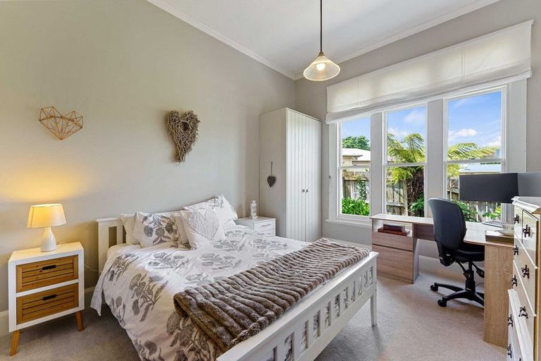 Photo of property in 3 Wedgewood Grove, Raumati Beach, Paraparaumu, 5032