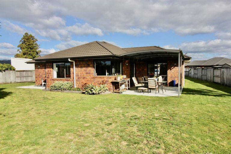 Photo of property in 52 Kupe Drive, Whitianga, 3510