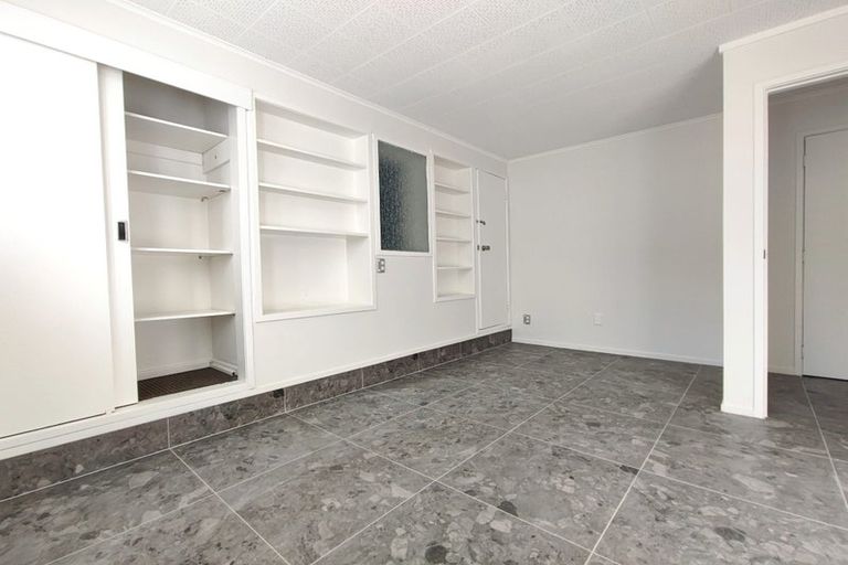 Photo of property in 8 Tye Road, Hillcrest, Auckland, 0627