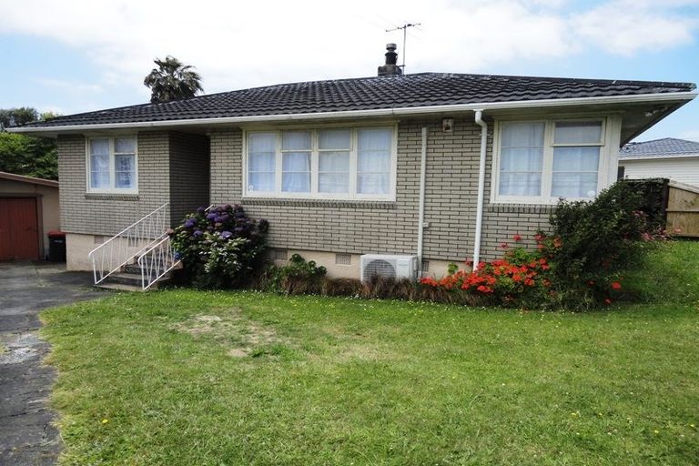 Photo of property in 64 Tawa Crescent, Manurewa, Auckland, 2102