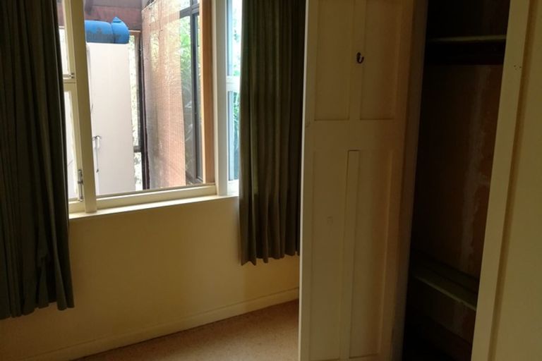 Photo of property in 1/10 Gamblins Road, Saint Martins, Christchurch, 8022