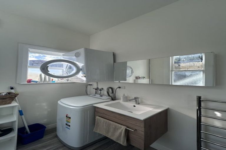 Photo of property in 39 Thompson Street, Mount Cook, Wellington, 6011