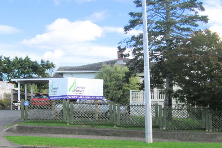 Photo of property in 312 Great North Road, Henderson, Auckland, 0612