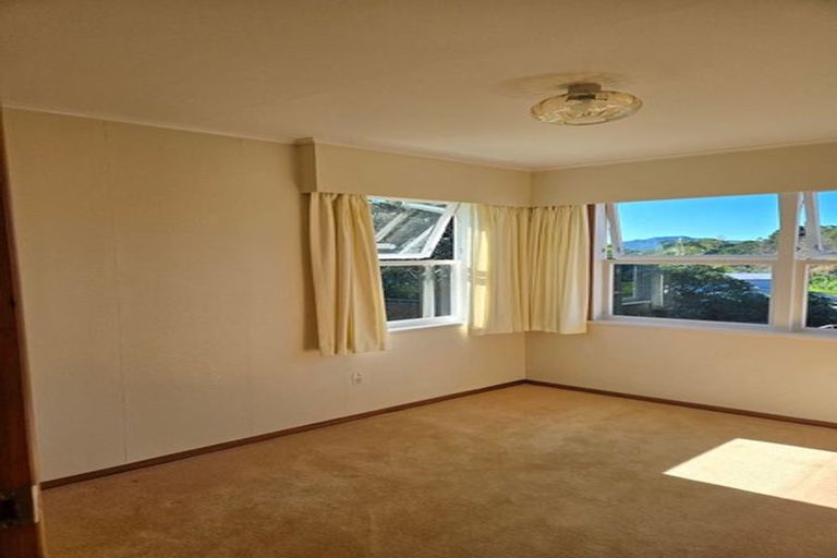 Photo of property in 40 Seabreeze Road, Narrow Neck, Auckland, 0624