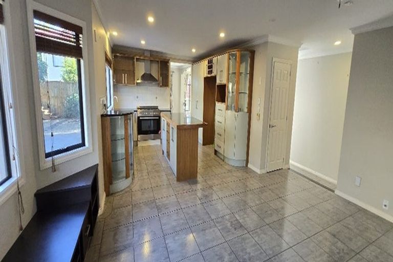 Photo of property in 17 Skye Road, East Tamaki Heights, Auckland, 2016