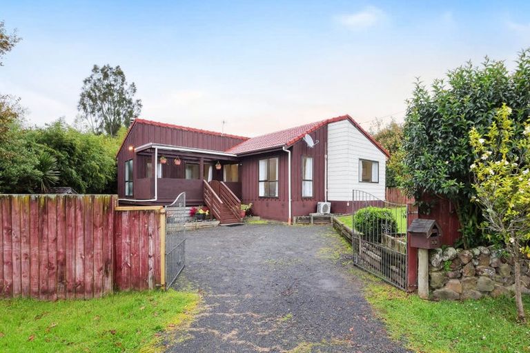 Photo of property in 82 Glen Road, Ranui, Auckland, 0612