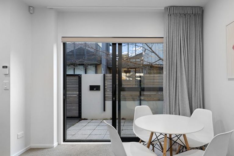 Photo of property in The Terraces, 2/36d Welles Street, Christchurch Central, Christchurch, 8011
