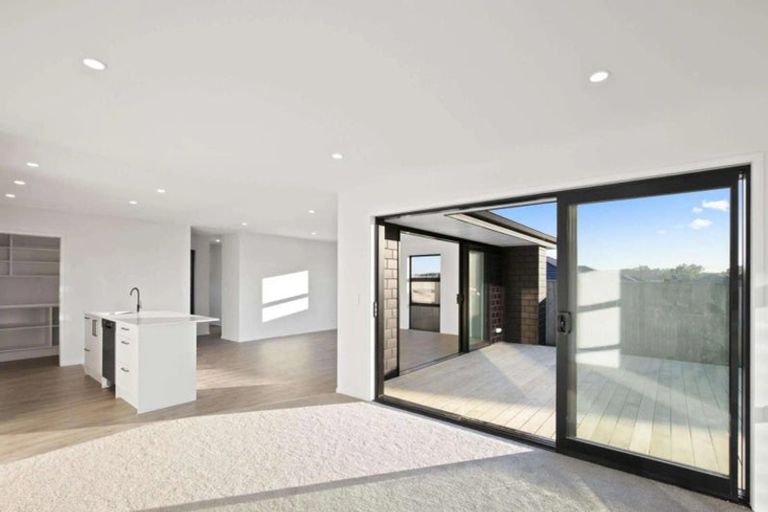 Photo of property in 9 Booker Drive, Tuakau, 2121