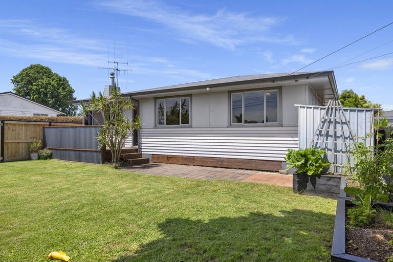 Photo of property in 10 Charles Street, Bellevue, Tauranga, 3110