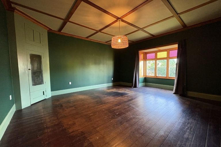 Photo of property in 61 Wellesley Road, Napier South, Napier, 4110