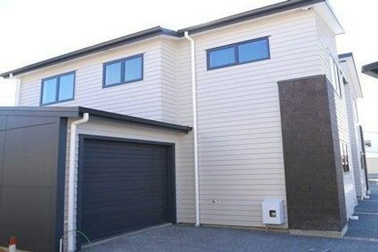 Photo of property in 12 Latimer Way, Petone, Lower Hutt, 5012
