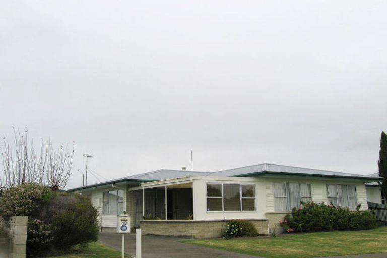 Photo of property in 19 Fife Crescent, Tamatea, Napier, 4112