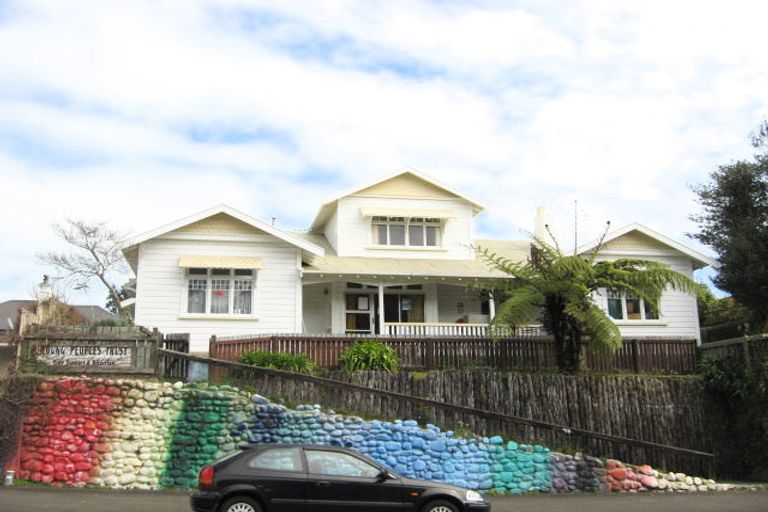 Photo of property in 98 Liardet Street, New Plymouth, 4310