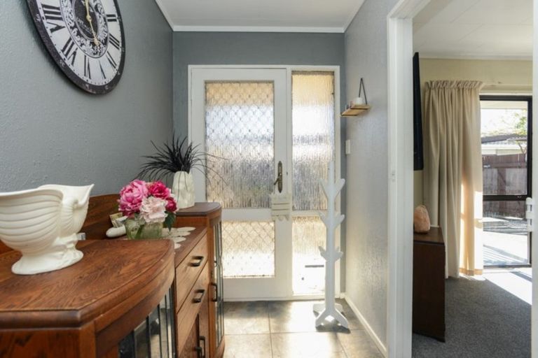 Photo of property in 8 Cardiff Place, Tamatea, Napier, 4112