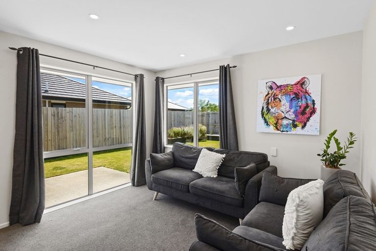 Photo of property in 33 Flint Road, Rolleston, 7614