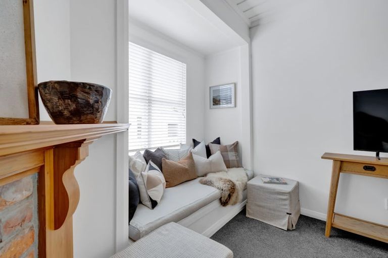 Photo of property in 131 Lemon Street, New Plymouth, 4312