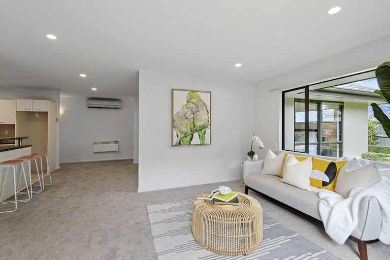 Photo of property in 3 Breton Close, Northwood, Christchurch, 8051