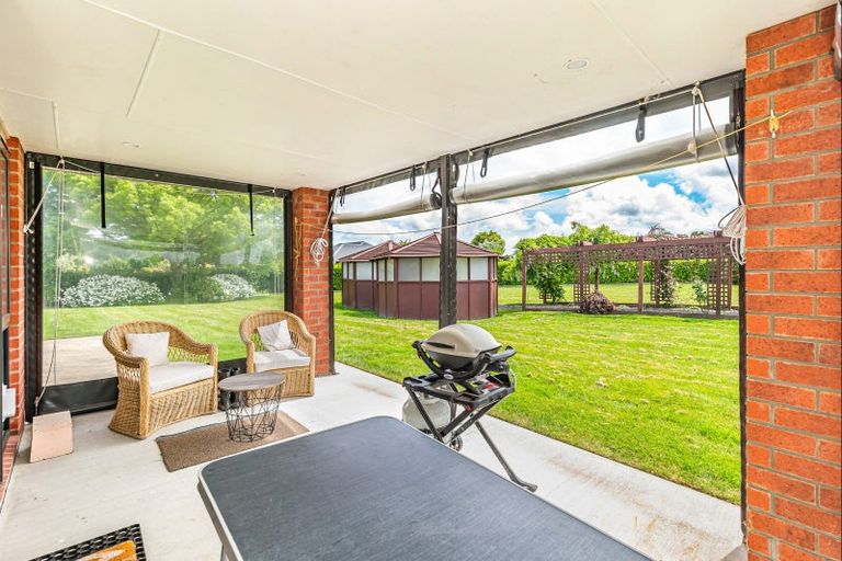 Photo of property in 2 Ivy Lane, Ohau, 5570