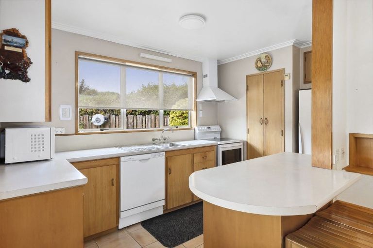 Photo of property in 27 Hunter Crescent, Wanaka, 9305