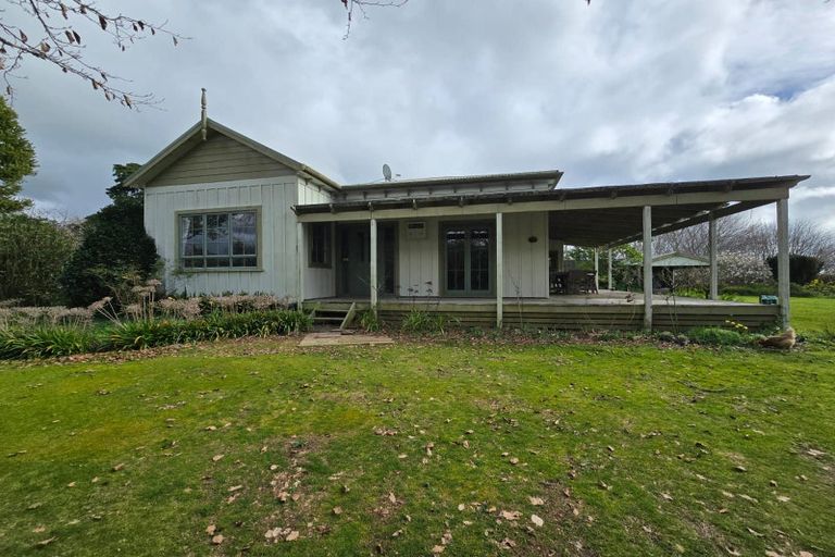Photo of property in 604 Tuhikaramea Road, Temple View, Hamilton, 3290