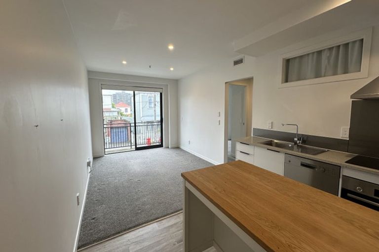 Photo of property in 4/16b Constable Street, Newtown, Wellington, 6021