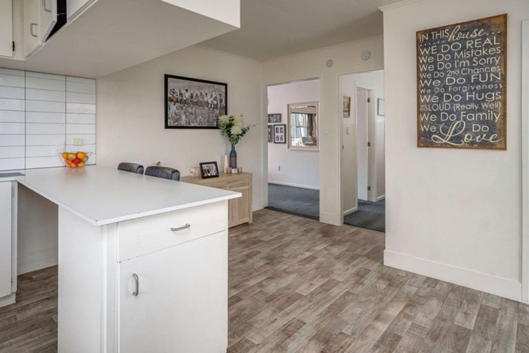 Photo of property in 52 Fergusson Street, Stoke, Nelson, 7011