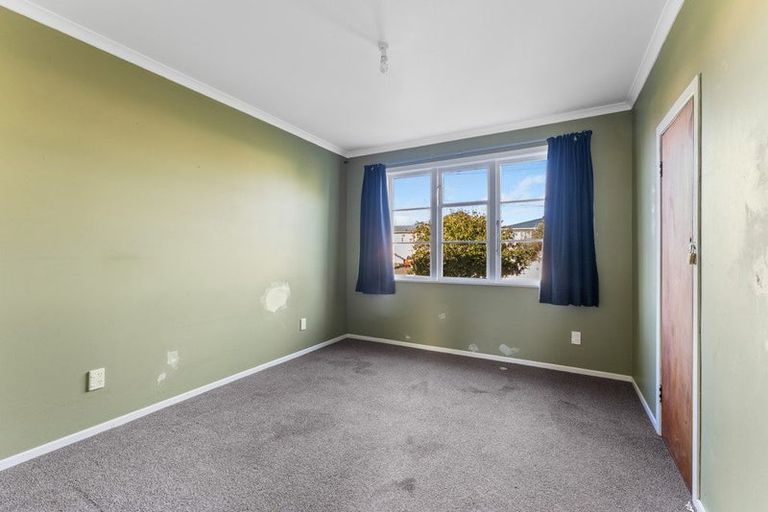 Photo of property in 12 Burns Street, Tawhero, Whanganui, 4501