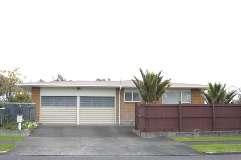 Photo of property in 42 Nevada Drive, Merrilands, New Plymouth, 4312