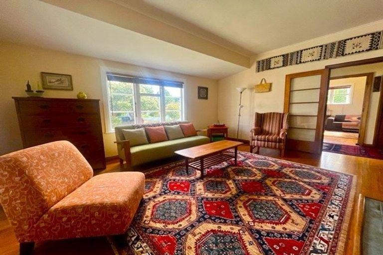 Photo of property in 10 Melvill Grove, Waterloo, Lower Hutt, 5011