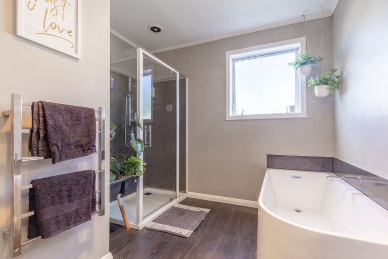 Photo of property in 2 Manila Street, Dannevirke, 4930