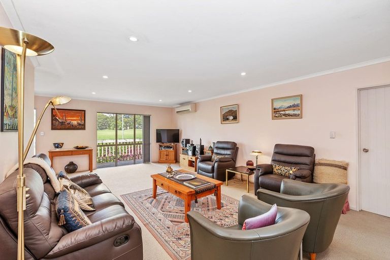Photo of property in 44 Cutler Street, New Lynn, Auckland, 0600