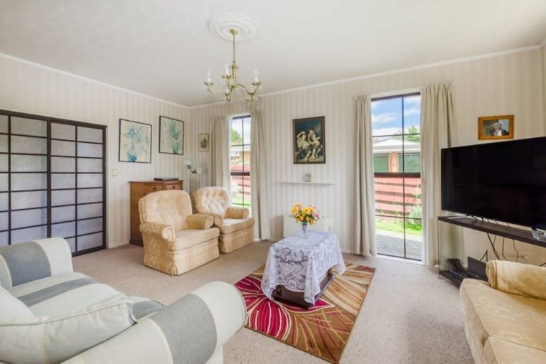 Photo of property in 23 Matenga Street, Waikanae, 5036