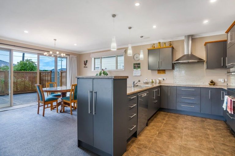 Photo of property in 109 Park Street, Winton, 9720