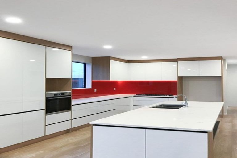 Photo of property in 19 Hakinakina Drive, Flat Bush, Auckland, 2019