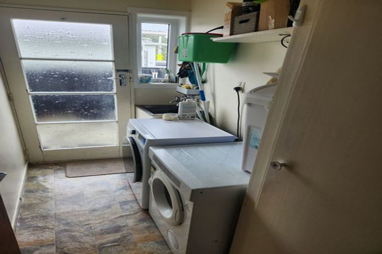 Photo of property in 1/19 Byron Street, Miramar, Wellington, 6022