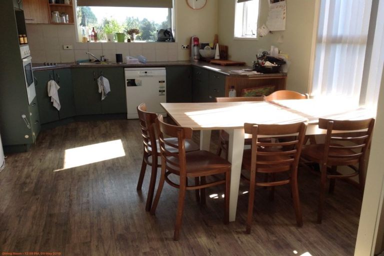 Photo of property in 12 Malmo Place, Massey, Auckland, 0614