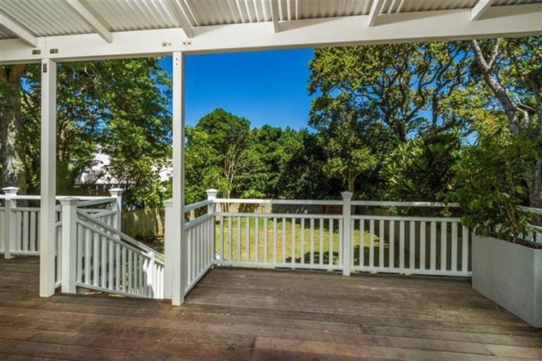 Photo of property in 3 Grove Road, Devonport, Auckland, 0624