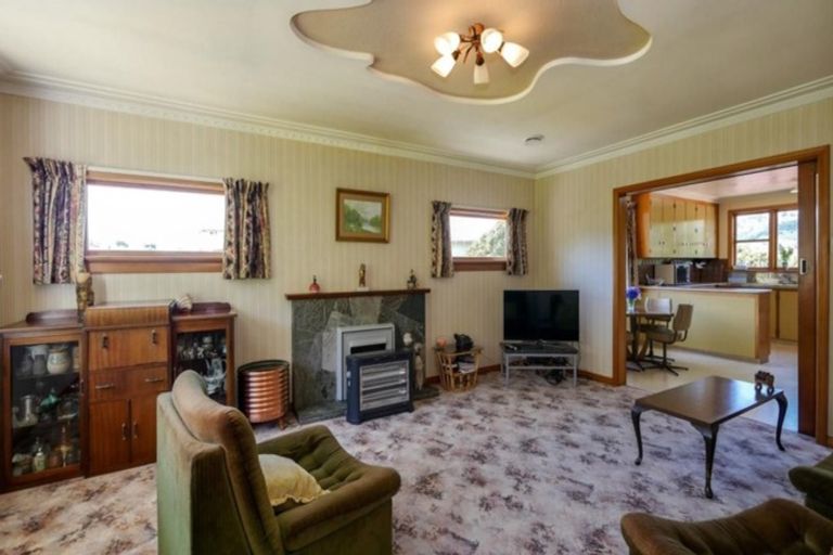 Photo of property in 9 Athol Place, Ravensbourne, Dunedin, 9022