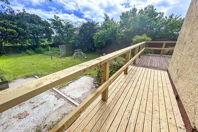 Photo of property in 37 Manuka Street, Castlecliff, Whanganui, 4501