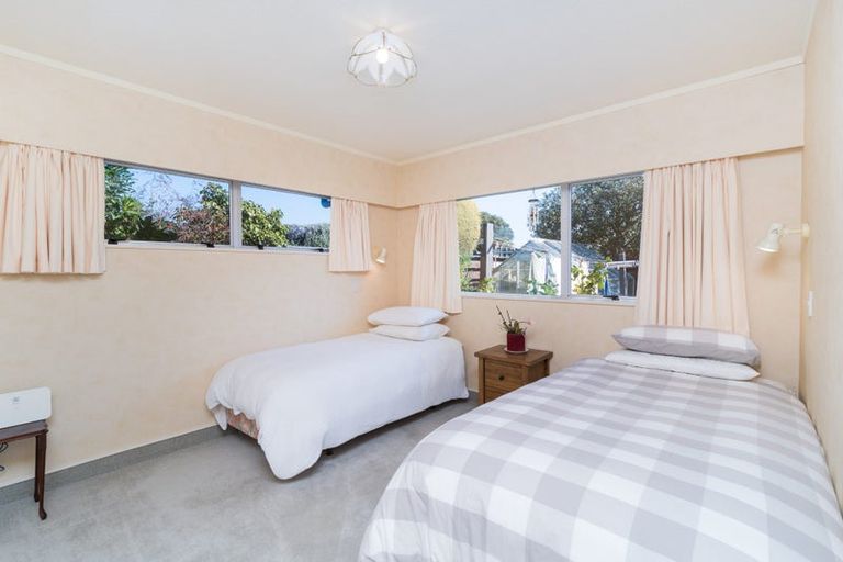 Photo of property in 54 Pencarrow Street, Highbury, Palmerston North, 4412