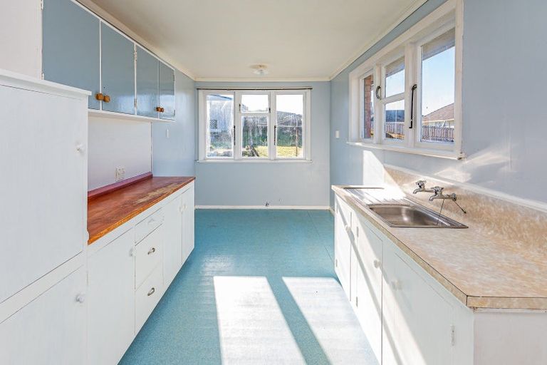 Photo of property in 10 Churchill Crescent, Tawhero, Whanganui, 4501