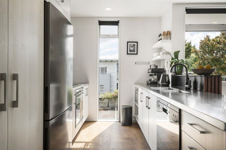 Photo of property in Habitat Apartments, 6/31 Byron Avenue, Takapuna, Auckland, 0622