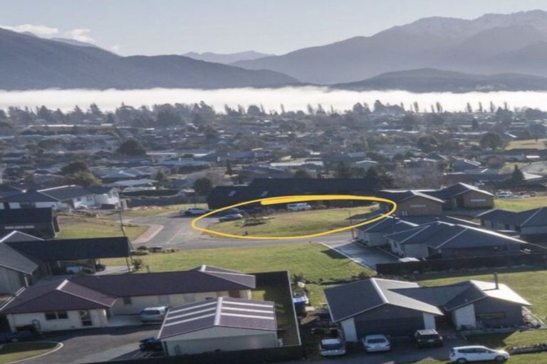 Photo of property in 39 Burnby Drive, Te Anau, 9679